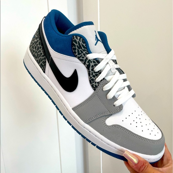Jordan Other - Jordan 1 Low SE. True Blue